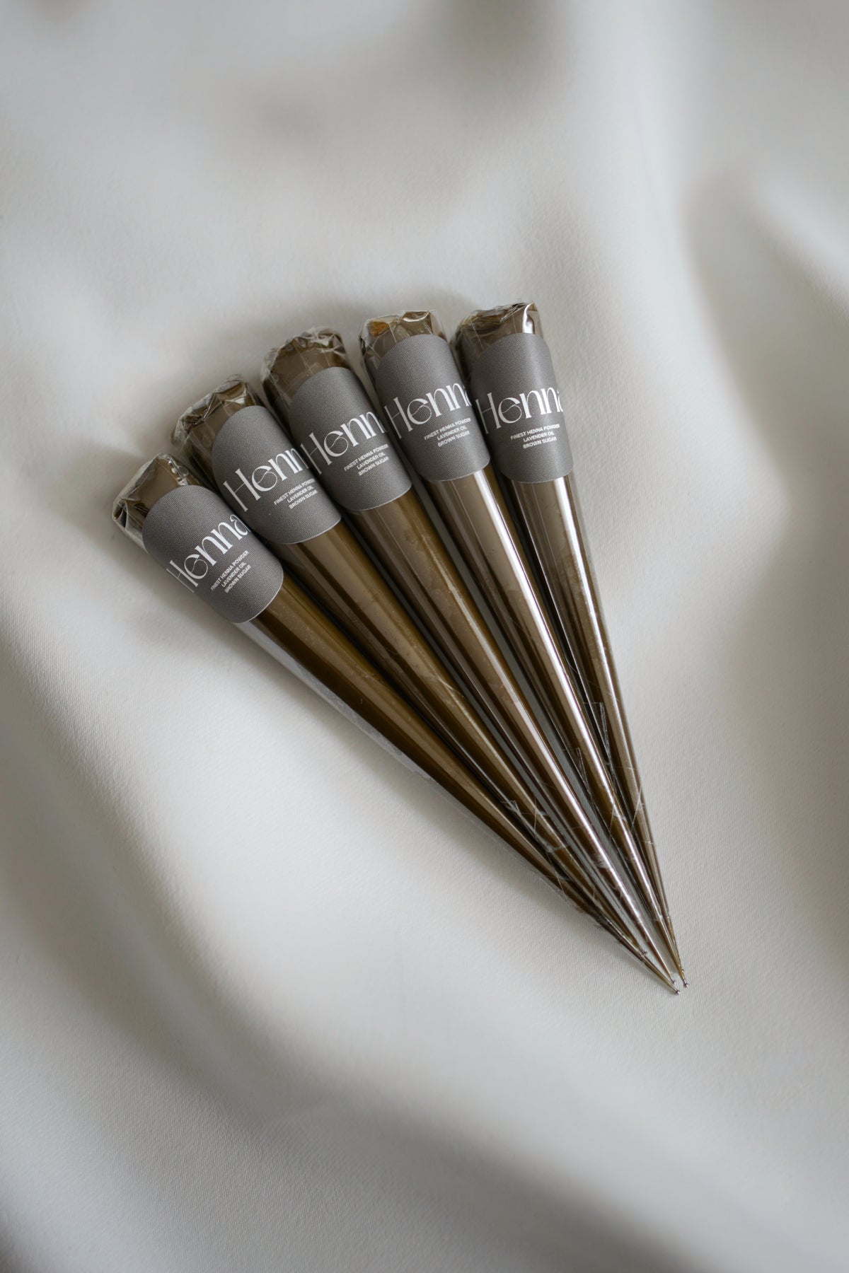 Premium Natural Henna Cones 5-Piece Set - For Henna Tattoos on Skin and Lonlasting Henna Freckles on Face