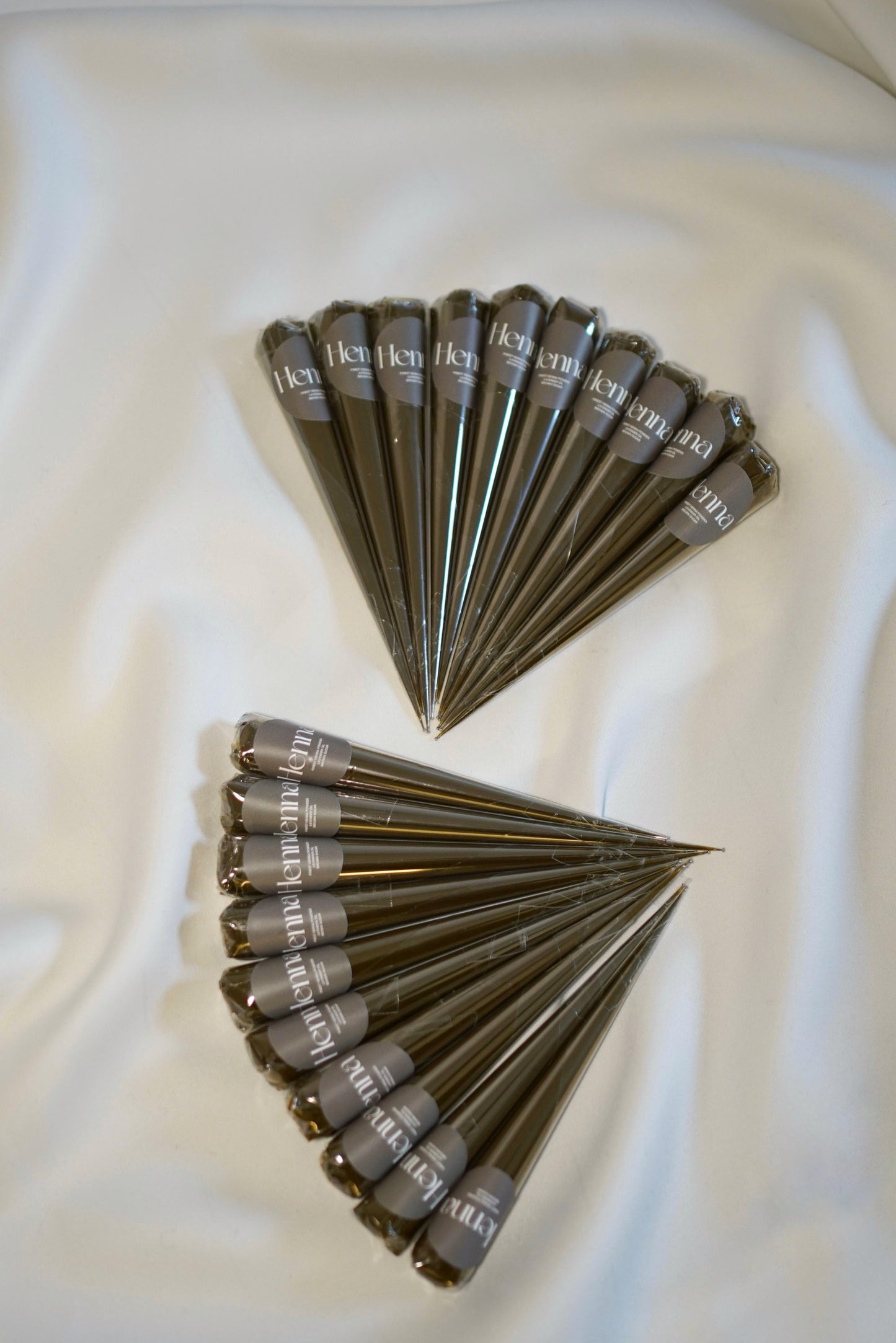 20 Henna Cones for Body Art – Natural & Super Creamy with Lavender Oil | Dark, Long-Lasting Stains | Perfect for Henna Tattoos, Weddings & Festivals"