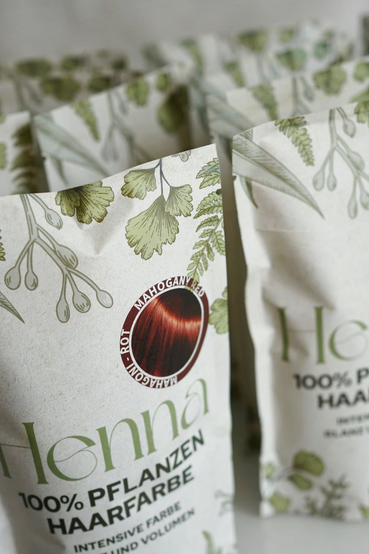 Natürliche Haarfarbe PFLANZENPULVER kraftvolles Haar mit Volumen und glanzvolle Farbe große Packung mit 220g für bis zu 4 Anwendungen