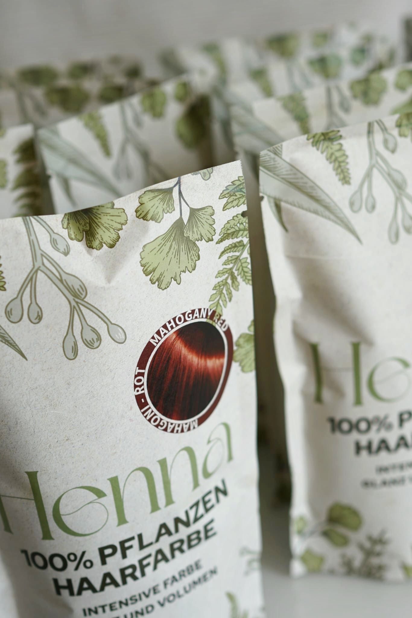Natürliche Haarfarbe PFLANZENPULVER kraftvolles Haar mit Volumen und glanzvolle Farbe große Packung mit 220g für bis zu 4 Anwendungen